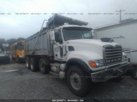 2006 MACK 700 CV700 1M2AG10C96M024892