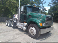 2003 MACK 700 CV700 1M2AG10Y93M003581