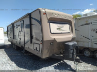 2015 Flagstaff Lite Weight 4X4TFLG28F1864280