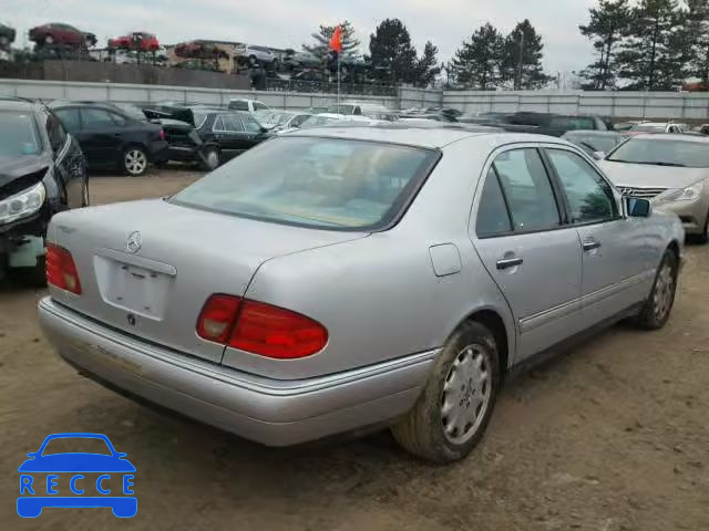 1999 MERCEDES-BENZ E 300TD WDBJF25H1XA929565 image 3