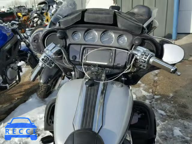 2015 HARLEY-DAVIDSON FLHXSE CVO 1HD1PXN1XFB955023 image 8