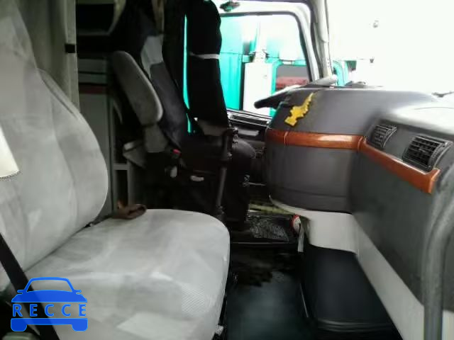 2006 VOLVO VN VNL 4V4NC9GH26N400879 image 4