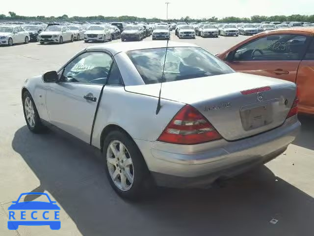 1999 MERCEDES-BENZ SLK 230 KO WDBKK47F2XF131733 image 2