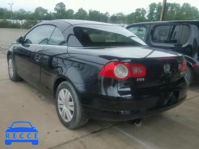 2008 VOLKSWAGEN EOS TURBO WVWBA71FX8V024161 Bild 2