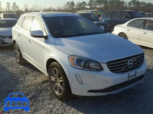 2017 VOLVO XC60 T5 YV440MDU8H2038918 Bild 0