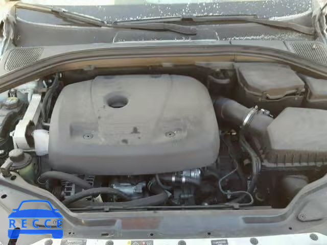 2017 VOLVO XC60 T5 YV440MDU8H2038918 Bild 6