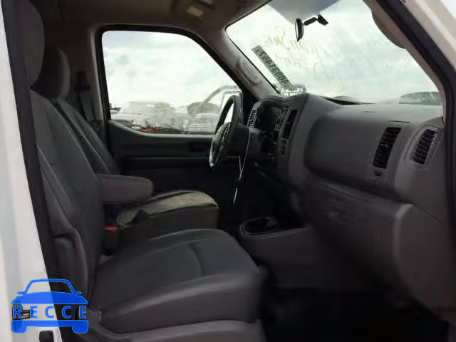 2016 NISSAN NV 3500 5BZAF0AAXGN855960 Bild 5