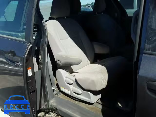 2015 TOYOTA SIENNA BAS 5TDZK3DC1FS599648 image 5