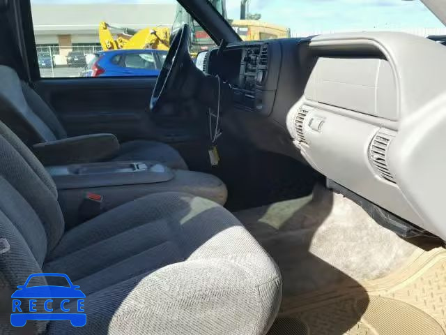 1999 CHEVROLET SUBURBAN K 3GNFK16R8XG201528 зображення 4