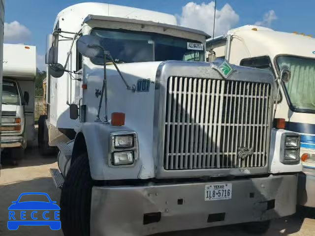 1999 INTERNATIONAL 9000 9300 2HSFBAMR3XC076891 зображення 0