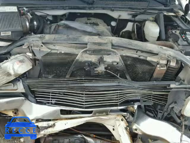 2004 GMC SIERRA C25 1GTHC29U14E114495 image 6