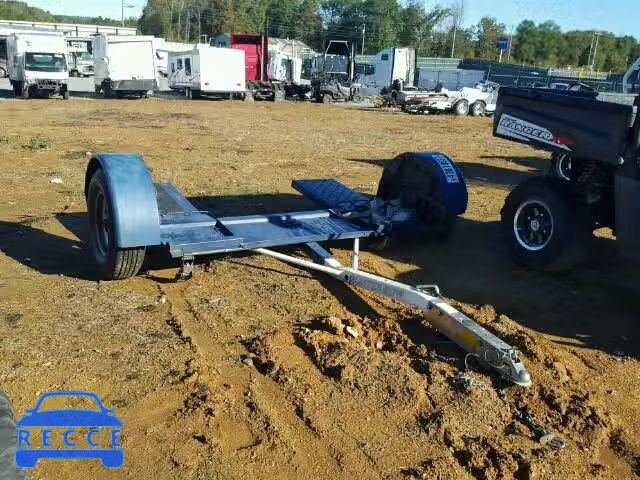2004 TOW DOLLY 173201463822 image 0