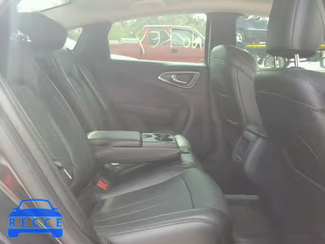 2017 CHRYSLER 200 1C3CCCAB8HN504837 image 5