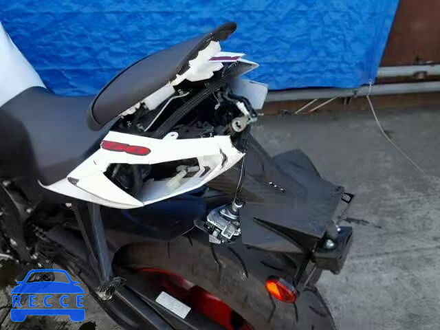 2017 SUZUKI GSX-R750 JS1GR7MA1H2100280 image 8