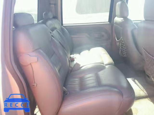 1997 GMC SUBURBAN C 1GKEC16R6VJ729702 Bild 5