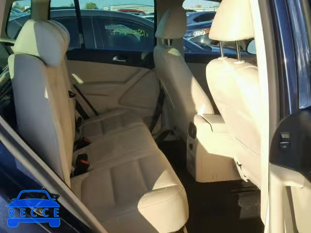 2011 VOLKSWAGEN TIGUAN S WVGAV7AX1BW547803 image 5