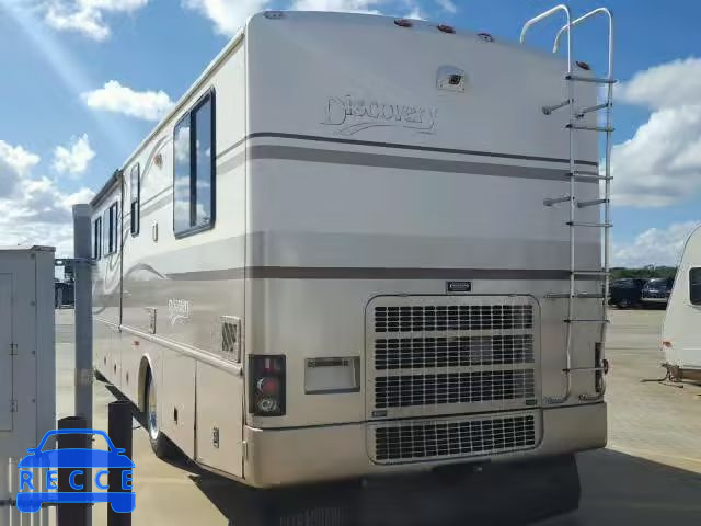 2000 FREIGHTLINER CHASSIS X 4UZ6XFBA5YCG13075 image 2