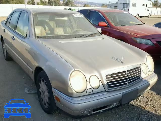 1998 MERCEDES-BENZ E 320 4MAT WDBJF82F0WX007113 image 0