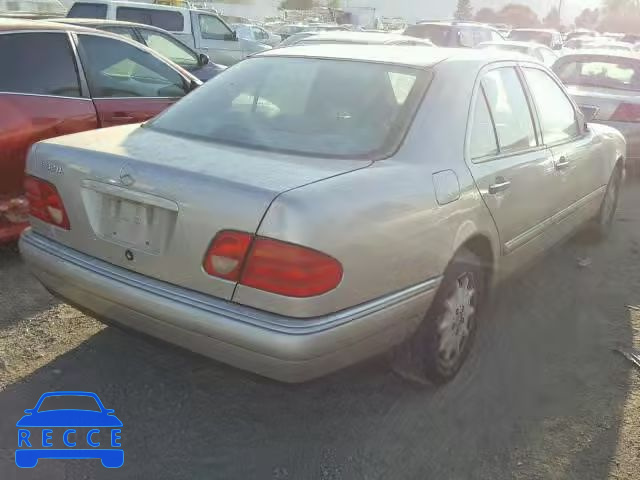 1998 MERCEDES-BENZ E 320 4MAT WDBJF82F0WX007113 image 3