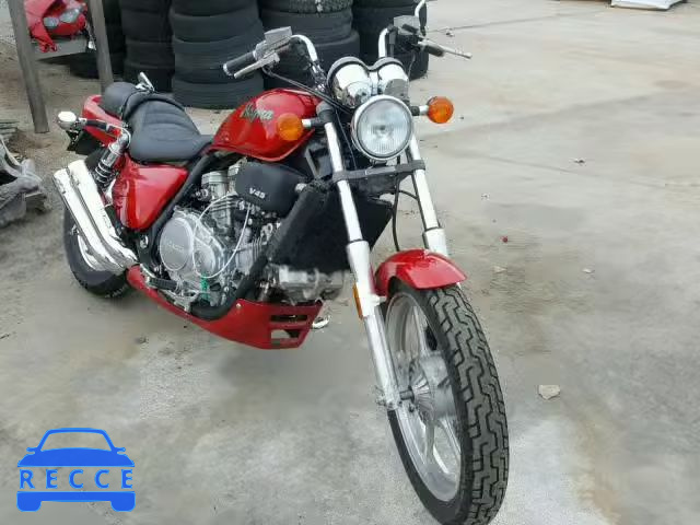 1988 HONDA VF750 C 1HFRC280XJA102051 Bild 0