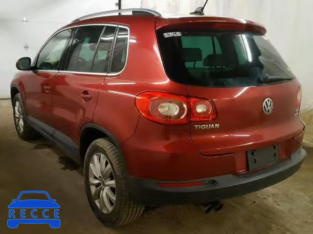 2011 VOLKSWAGEN TIGUAN S WVGBV7AX0BW000610 image 2