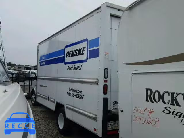 2015 GMC SAVANA 1GD374CG5F1900240 Bild 2