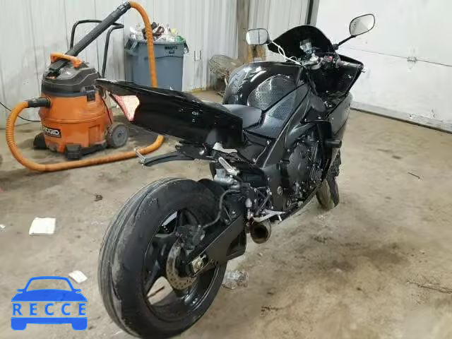 2012 YAMAHA YZFR1 JYARN23E1CA013412 Bild 3