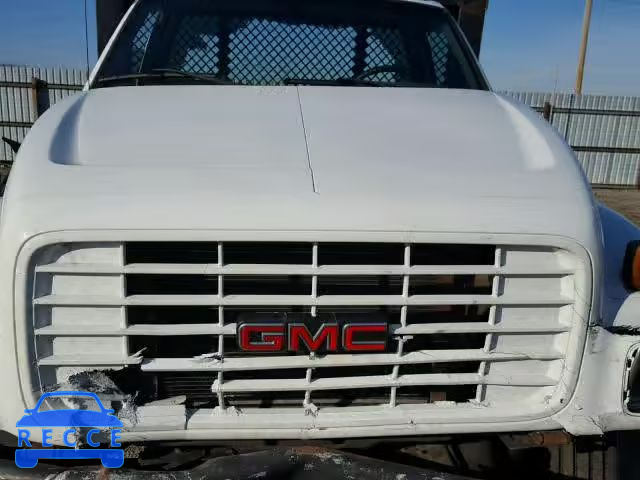 2002 GMC C-SERIES C 1GDJ7H1C02J517282 image 6