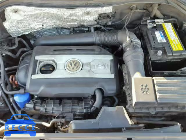 2011 VOLKSWAGEN TIGUAN S WVGAV7AX1BW526000 image 6