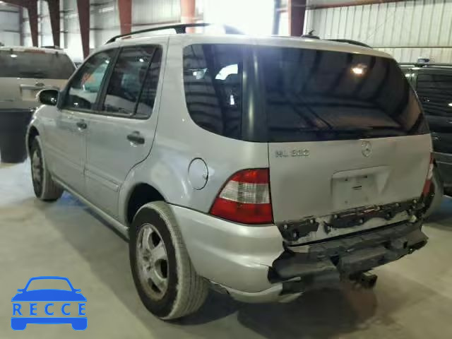 2002 MERCEDES-BENZ ML 320 4JGAB54E22A329938 зображення 2