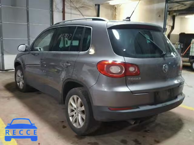 2010 VOLKSWAGEN TIGUAN SE WVGBV9AX8AW510620 image 2