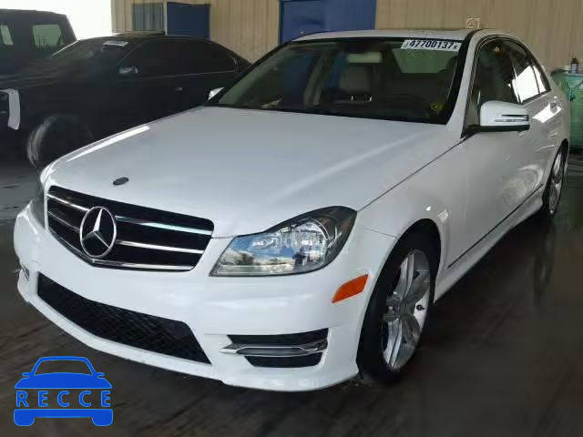 2014 MERCEDES-BENZ C 250 WDDGF4HB8EA930763 зображення 1