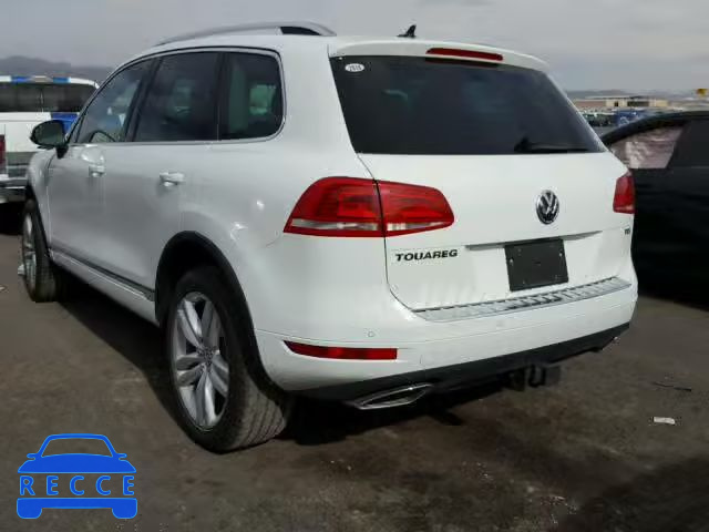 2014 VOLKSWAGEN TOUAREG V6 WVGEP9BP6ED015288 image 2