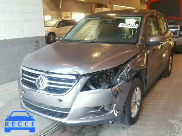 2011 VOLKSWAGEN TIGUAN S WVGBV7AX1BW511551 image 1