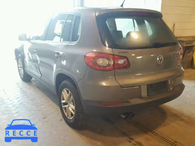 2011 VOLKSWAGEN TIGUAN S WVGBV7AX1BW511551 image 2