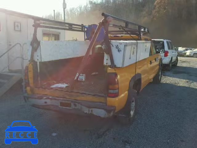 2004 GMC SIERRA C25 1GTHC23U14F244067 image 3