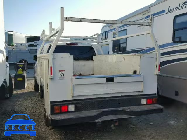 2004 GMC SIERRA C25 1GDHC29U14E390428 image 2