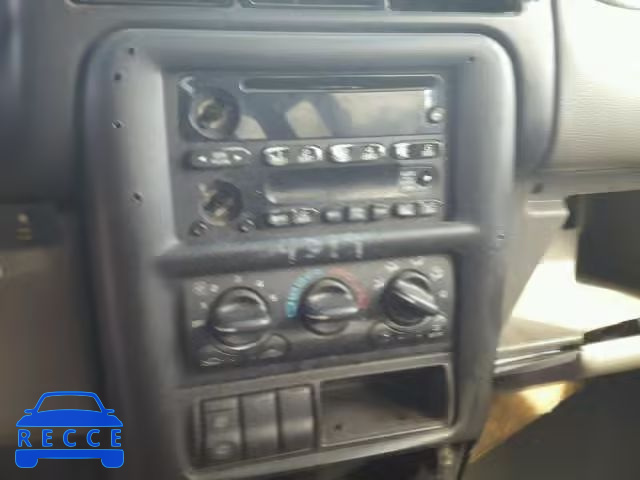 2004 CHEVROLET VENTURE IN 1GBDX23E94D198323 image 8