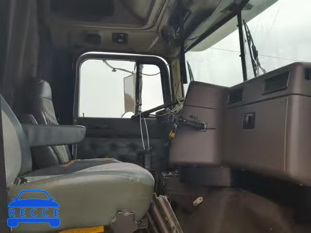 1997 INTERNATIONAL 9200 2HSFMAMR1VC028023 image 4