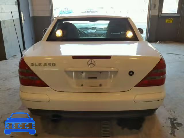 2000 MERCEDES-BENZ SLK 230 KO WDBKK47F4YF154089 image 5