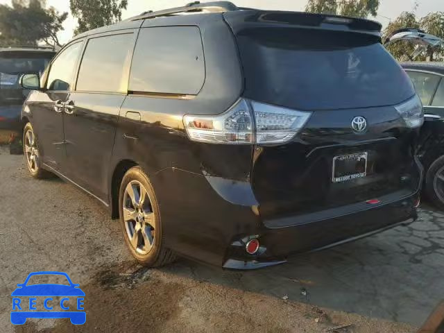 2017 TOYOTA SIENNA SE 5TDXZ3DC5HS855330 зображення 2