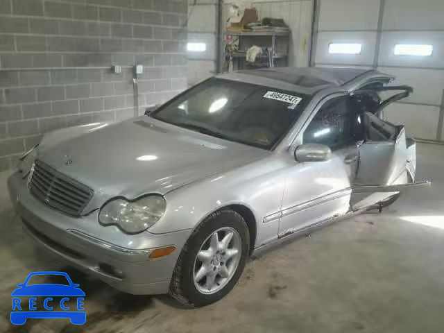 2002 MERCEDES-BENZ C 240 WDBRF61J72F183086 Bild 1