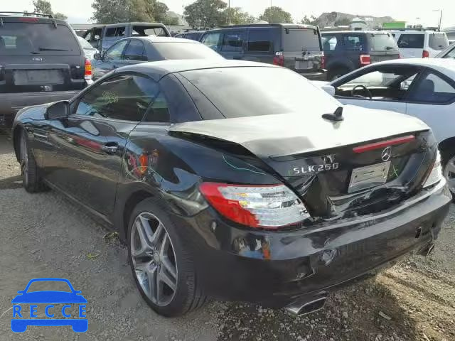 2014 MERCEDES-BENZ SLK 250 WDDPK4HA0EF088202 Bild 2