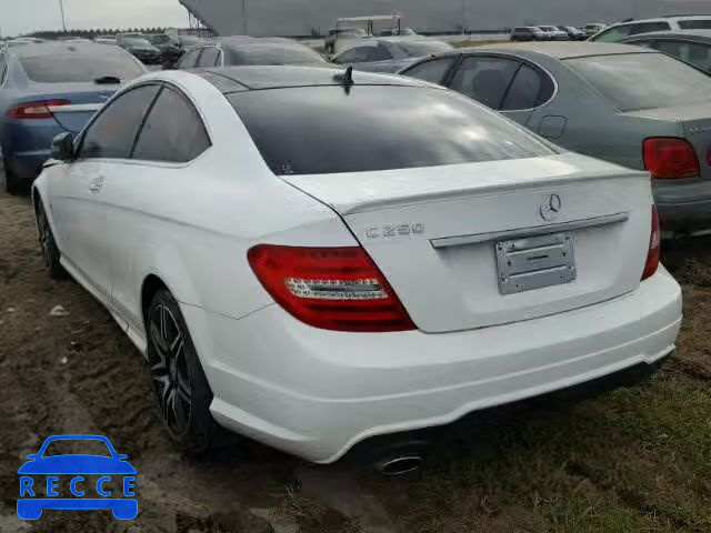 2014 MERCEDES-BENZ C 250 WDDGJ4HB6EG299121 image 2