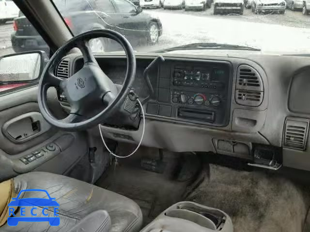 1999 CHEVROLET SUBURBAN C 1GNEC16R9XJ555548 зображення 8