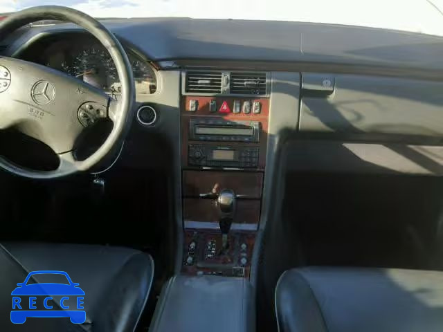 2001 MERCEDES-BENZ E 320 4MAT WDBJF82J21X056939 image 8