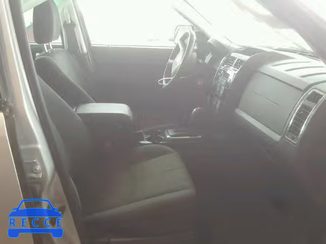 2010 MAZDA TRIBUTE I 4F2CY0C71AKM06504 image 4