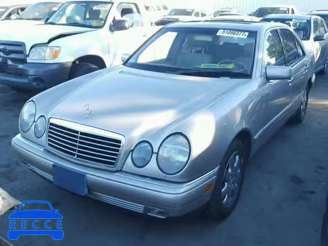 1999 MERCEDES-BENZ E 320 4MAT WDBJF82H4XX015833 image 1