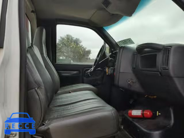 2005 GMC C5500 C5C0 1GDE5C1215F526047 image 4