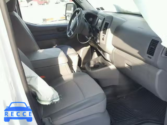 2017 NISSAN NV 2500 S 1N6AF0KY5HN810001 image 4